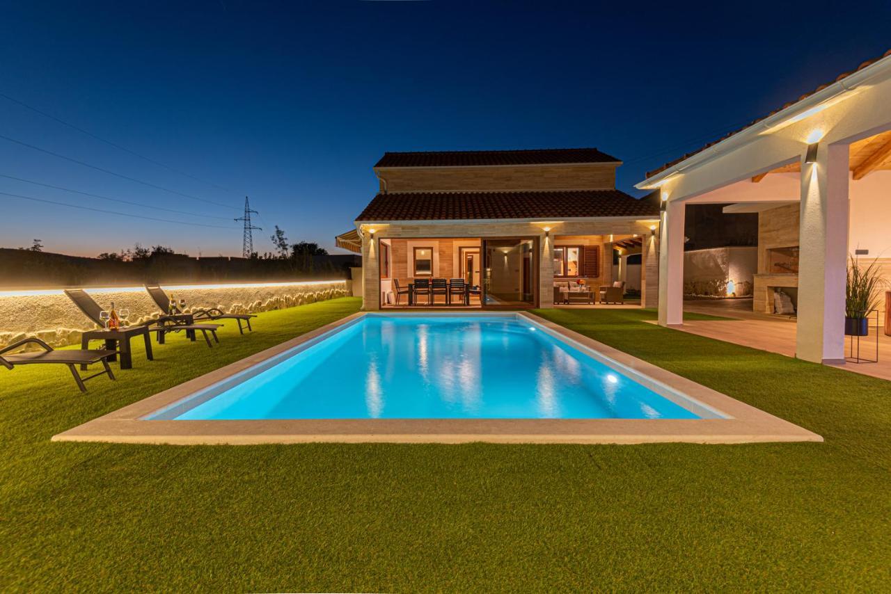 Casa Del Sol Villa Dubrava  ภายนอก รูปภาพ