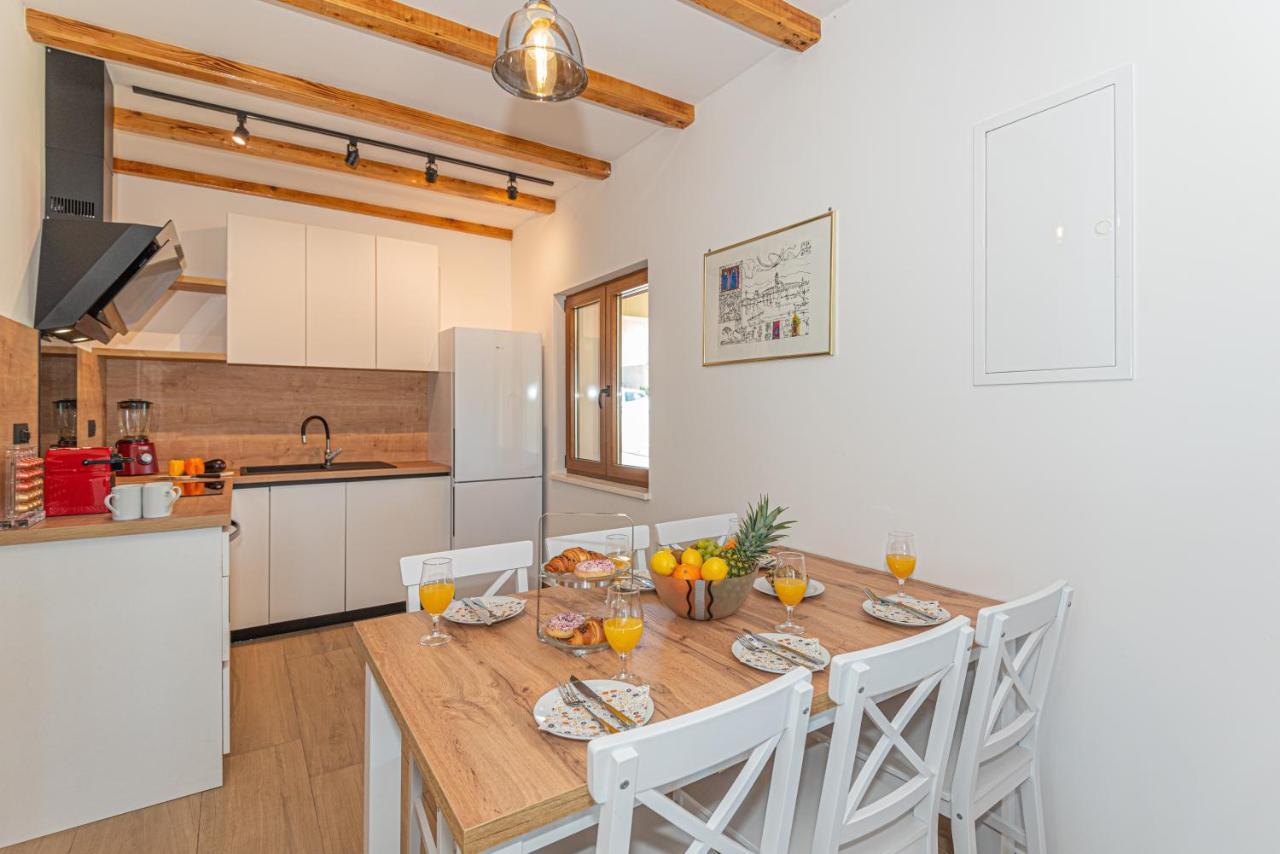 Casa Del Sol Villa Dubrava  ภายนอก รูปภาพ