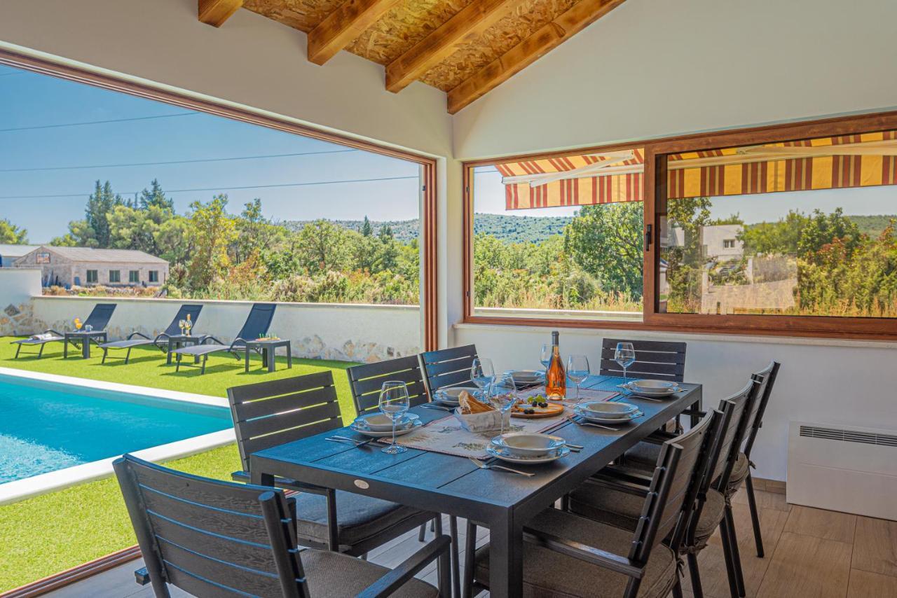 Casa Del Sol Villa Dubrava  ภายนอก รูปภาพ