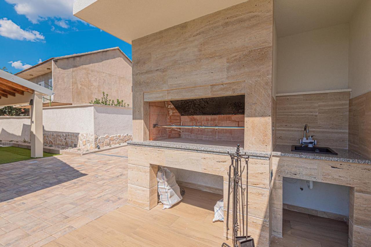 Casa Del Sol Villa Dubrava  ภายนอก รูปภาพ